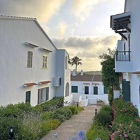 Posidonia Hotel 3*